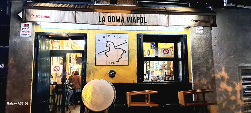 La fachada de La Doma Viapol